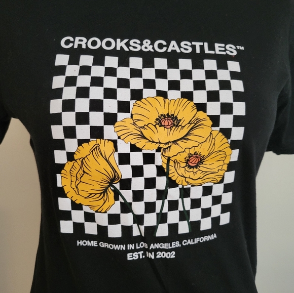 Crooks & Castles Tshirt - Picture 2 of 6